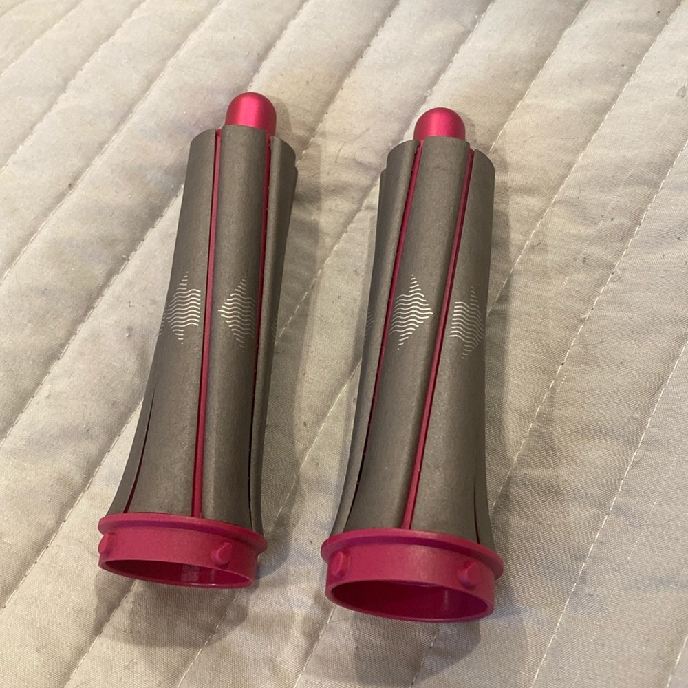 Dyson air wrap 1.2 airwrap barrels.